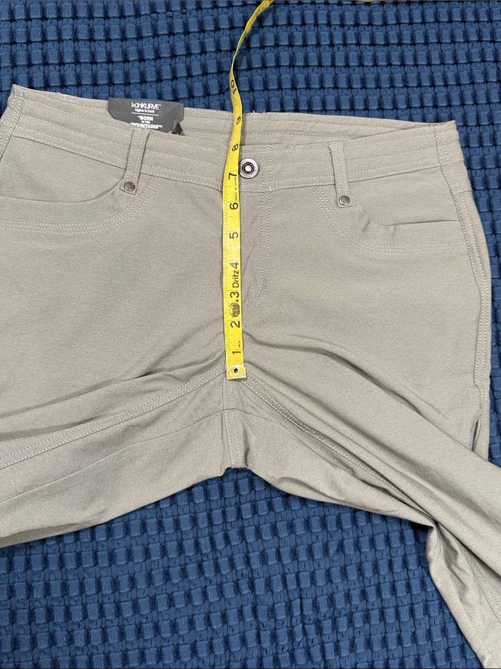 NWTs Kuhl Trekr Hiking Pants Women's Stone Cargo Cinch Up Legs Size 6 Long - Picture 15 of 16